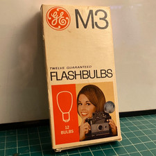 Vintage GE M3 Flashbulbs Pack Of 12 Clear New Old Stock In Box