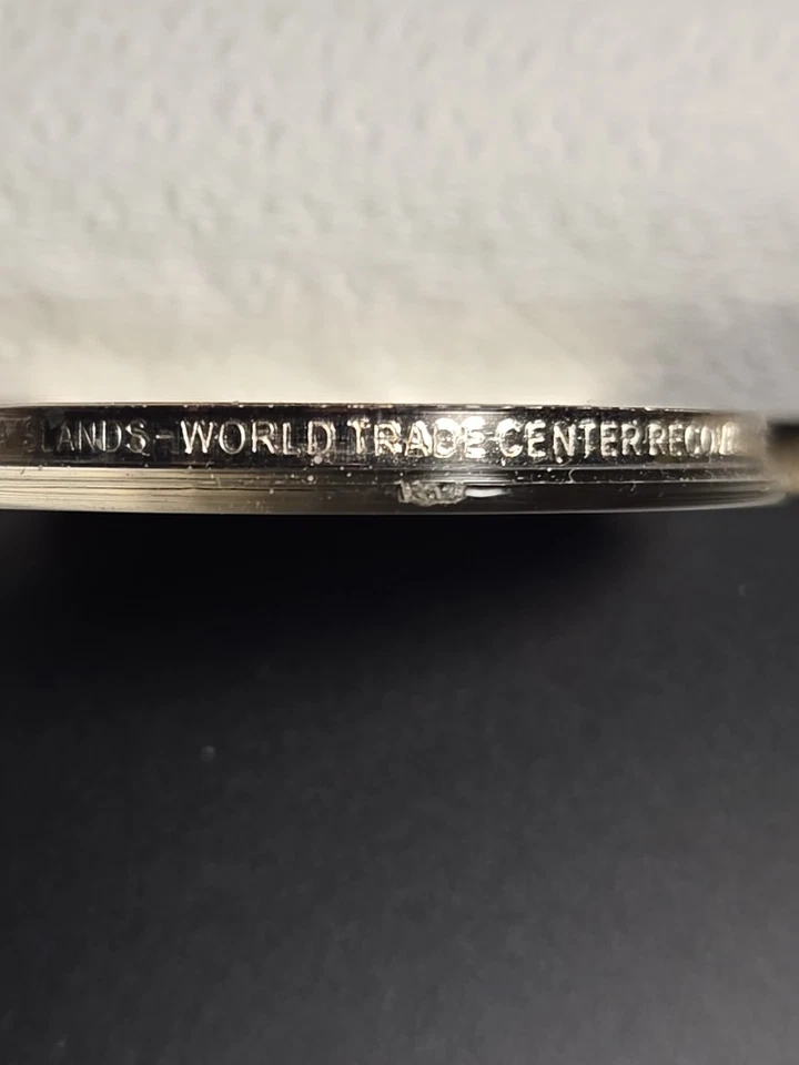 Freedom towers july 4 2004 , recovery Silver.100 Mil Clad. - Image 4 of 4