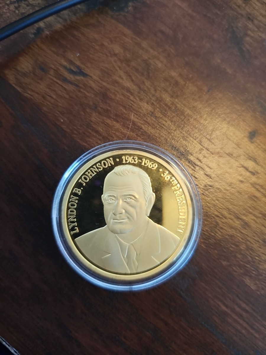 Lyndon Baines Johnson メダル ケース付き American Presidents- Lyndon B. Johnson 1963-1969 Gold Plated Proof