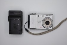 Fujifilm FinePix F470 Silver Digital Camera  Tested  Very Good Condition