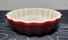 Le Creuset 5" Mini Fluted Stoneware Flan Crème Brûlée Baking Dish Cerise Cherry