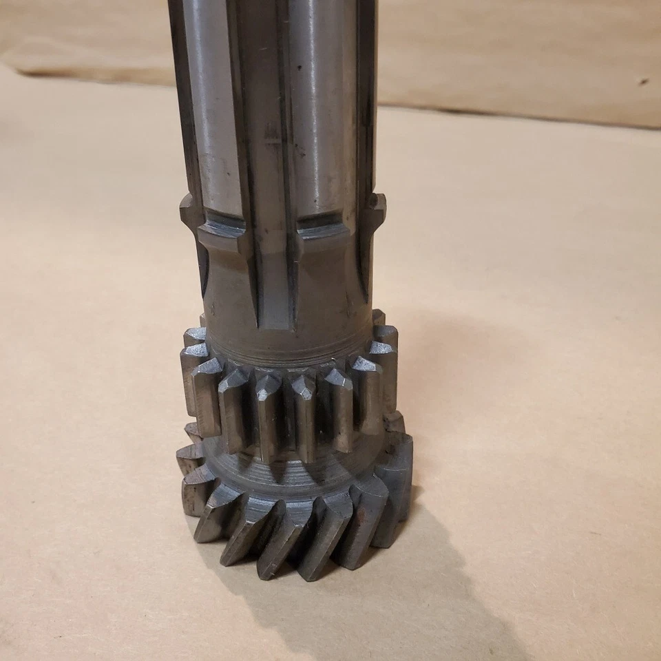 Engranaje de contraeje original Triumph TR6 1969-1976 17 dientes UKC662 OEM Foto 3 de 4