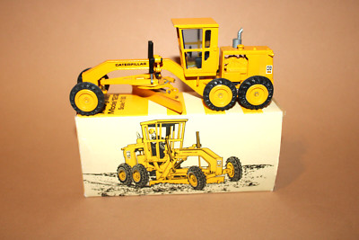 NZG   1:50  150 Motorgrader Caterpillar Cat 12G mit OVP
