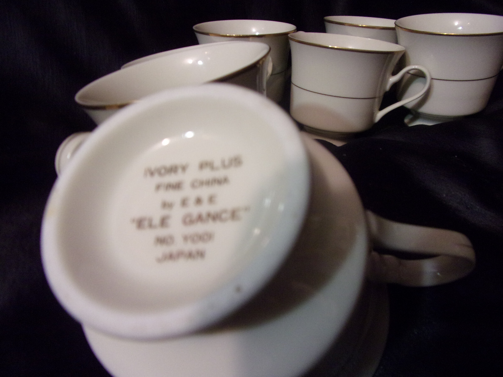 [LOT OF 8] TEACUPS ONLY!! - Ivory Plus Fine China by E&E ELE GANCE YOO1  Japan
