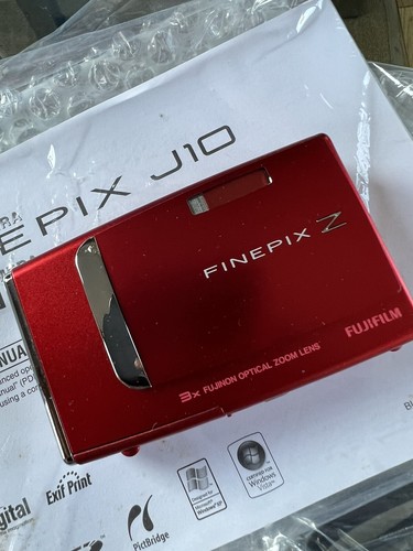 Fujifilm FinePix Z10fd Digitalkamera, in Rot!
