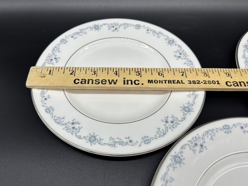 Royal Doulton Angelique 8" Salad Plates(Set of 4) Bone China England - Picture 3 of 4