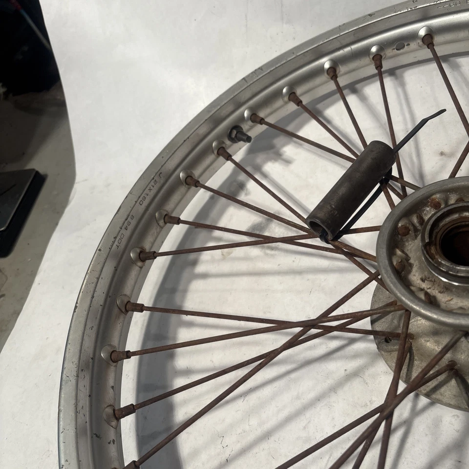 Llanta delantera 94 Kawasaki KLX 250 21x1,60 41025-1257 1994-1996 Foto 4 de 4