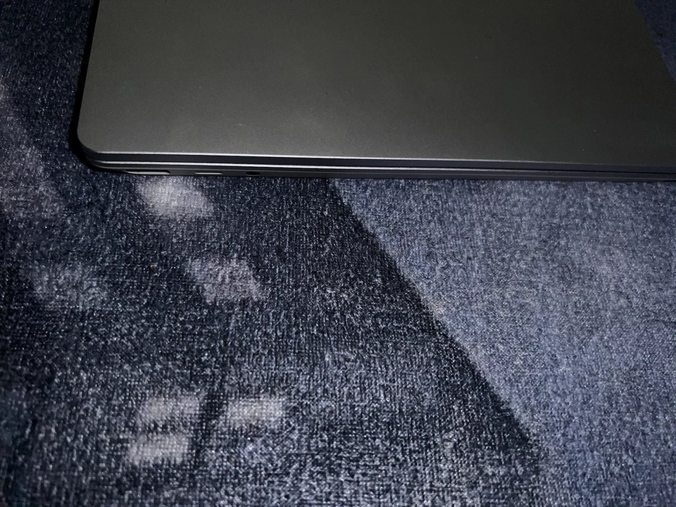 Microsoft Surface Go 12,4 Zoll (128GB SSD, Intel Core i5 10. Gen, 3,60 GHz, 8GB) - Bild 4 von 4