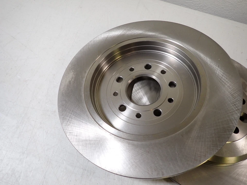 Power Stop KOE8846 Rear Brake Kit Low Dust Cermaic Pads for Lincoln MKT Edge - Image 3 of 4