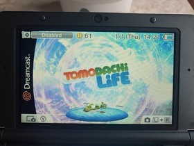 Tomodachi Life Nintendo 3DS Game Complete CIB With Case, Manuals - Tested