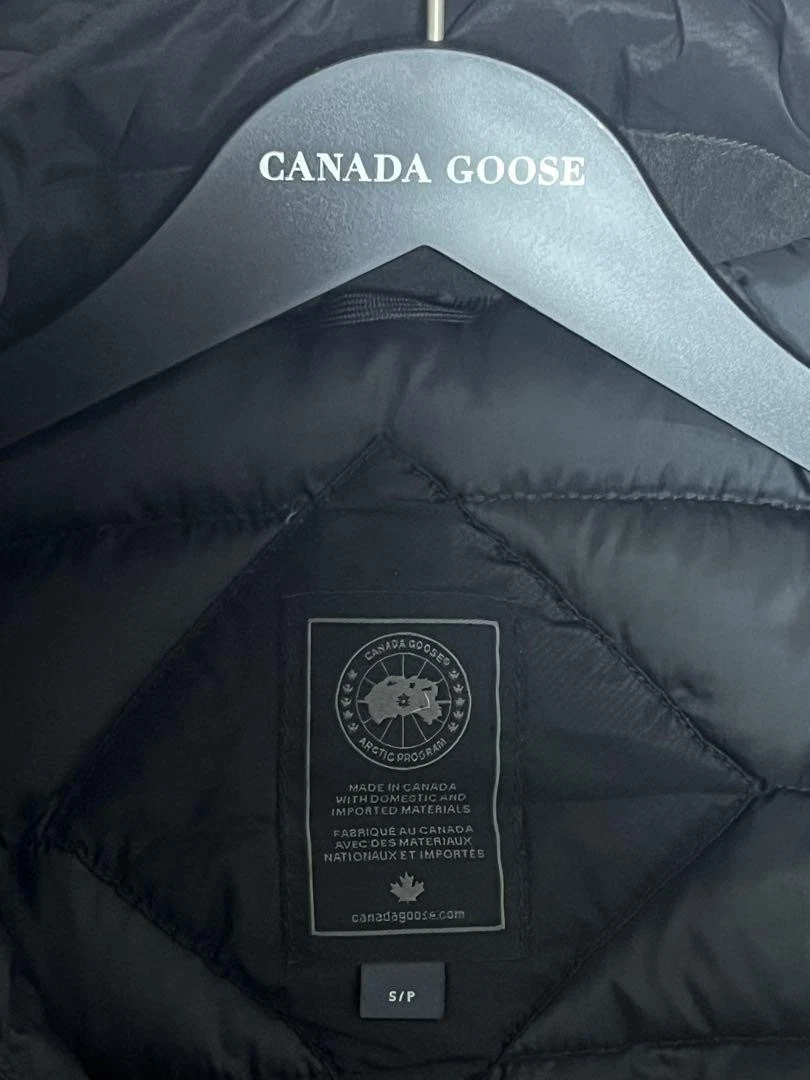 Piumino con cappuccio Canada Goose Black Label nero zip davanti taglia US S 4 6 us
