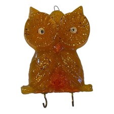 Vintage Lucite Owl Hook Plaque