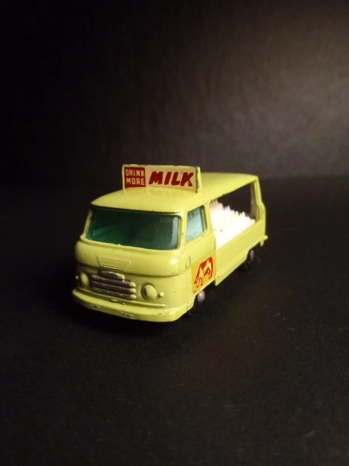 Matchbox #21C Commer Milk Float 1961 Foto 2 de 4