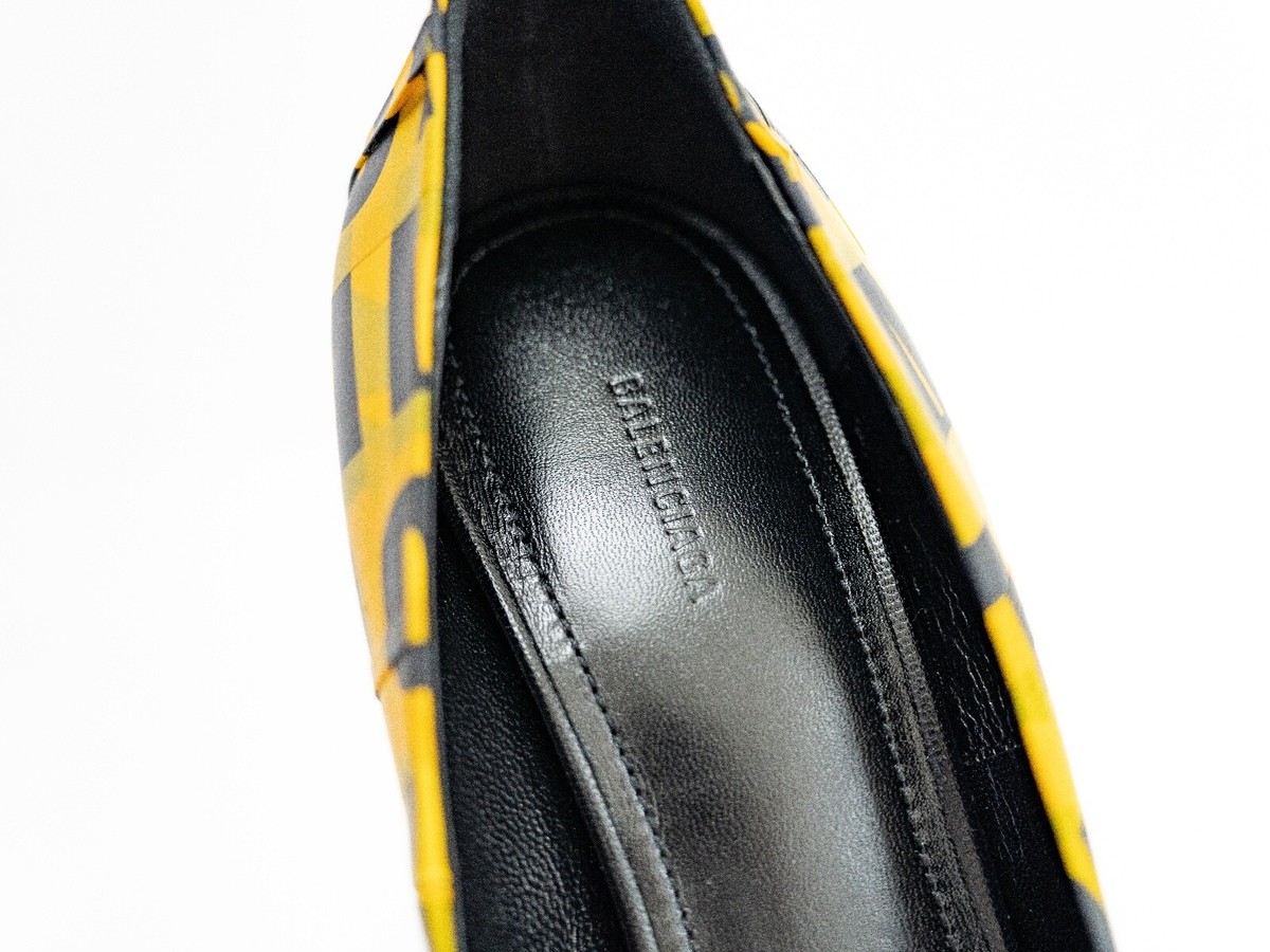 Balenciaga Knife Pumps Orange Caution Tape Logo 110mm Runway