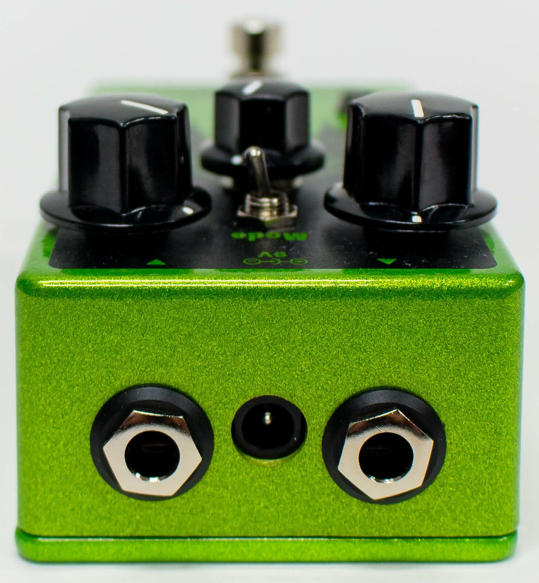 ギター EarthQuaker Devices Hummingbird V4 68488C45-7A00-41A9-9EE9-