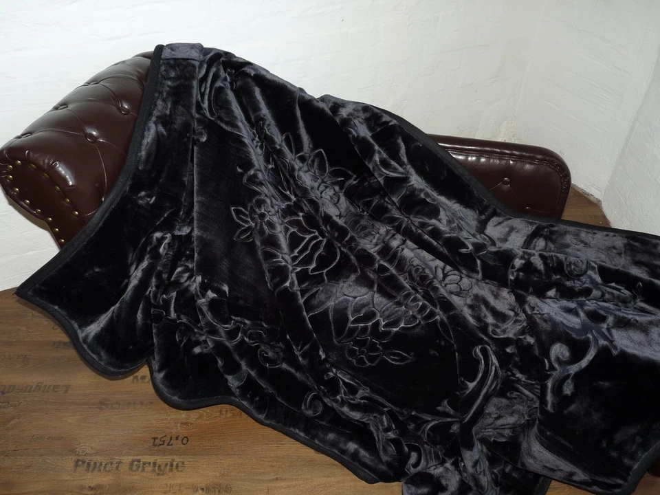 Luxus Tagesdecke Kuscheldecke Wohndecke Decke Plaid schwarz 160x200cm - Bild 1 von 1