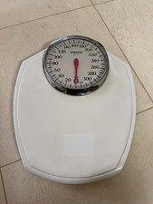 Vintage HoMedics Bathroom Floor Scale Large Analog Dial ClassicMechanical Design