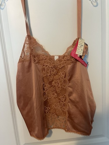 Camisole DKNY Femme - Taille M - Couleur Wildberry - Dentelle Et Bretelles Ajustables