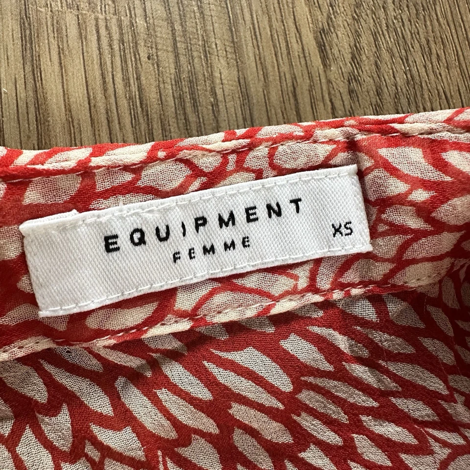 Blusa Equipment Mujer 100% Seda Abotonada XS Roja Blanca Geométrica Transparente Top Foto 2 de 4