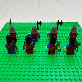 LEGO 6080 King's Castle Lion Knights 1984 Vintage without Box  USED