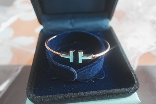 NEW 18k gold and TurquoiseTilffany&CoTwire bracelet 6.5”