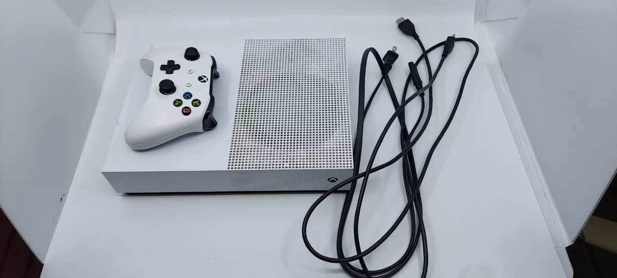 USADO: Console Microsoft Xbox One S 1TB All Digital Edition em