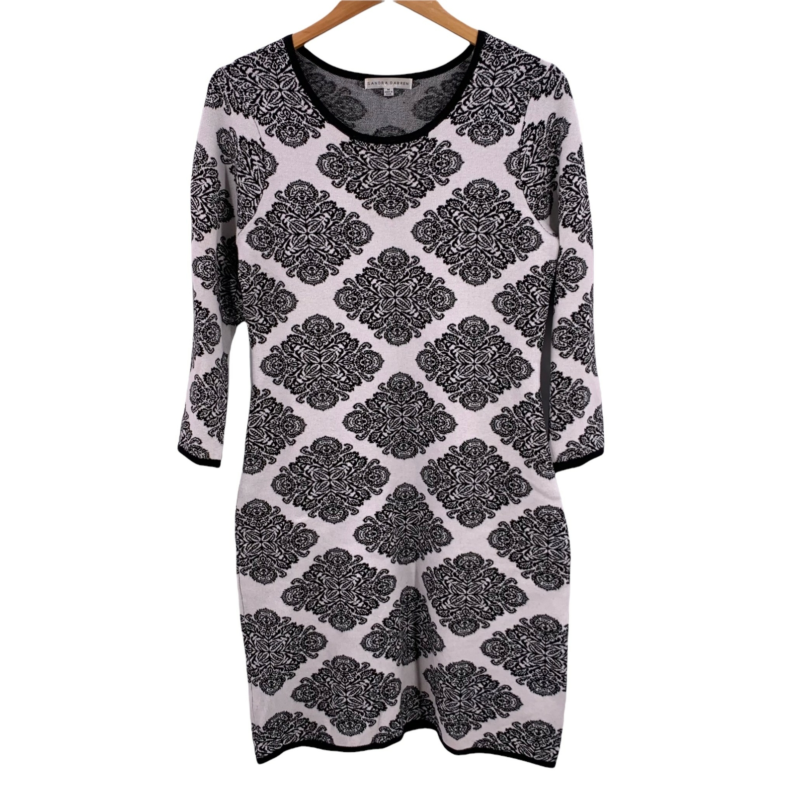 Sandra Darren Black and White Floral Knit Dress Size … Gem