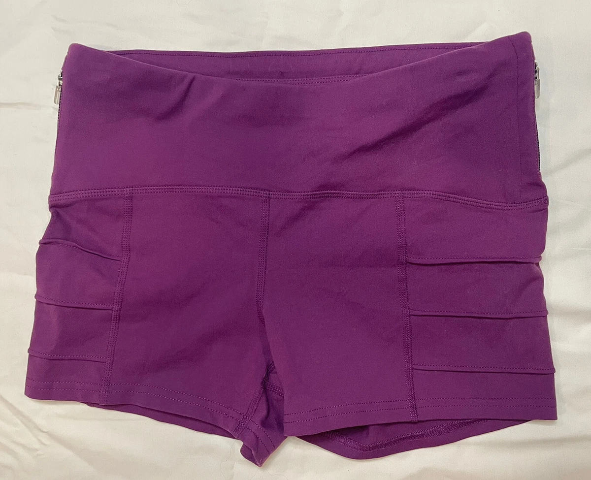 Oiselle store aero shorts