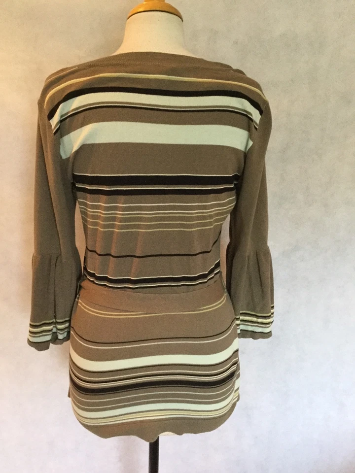 Cárdigan largo a rayas con botones NANETTE LEPORE con corbata bronceada/marrón talla grande Foto 3 de 4