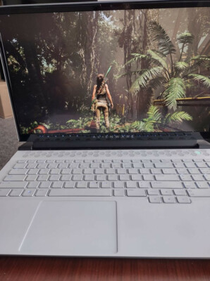 Alienware M17 R3 inch, RTX 2070 SUPER gaming laptop, 6-core