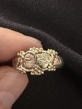 Black Hills Gold Leaf And Grape Cluster Wedding Ring In 10k Yellow Gold