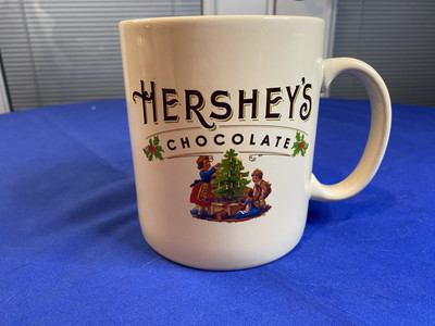 Hershey's Chocolate Large Hot Cocoa Galerie Christmas Oversized Coffee Mug/Cup