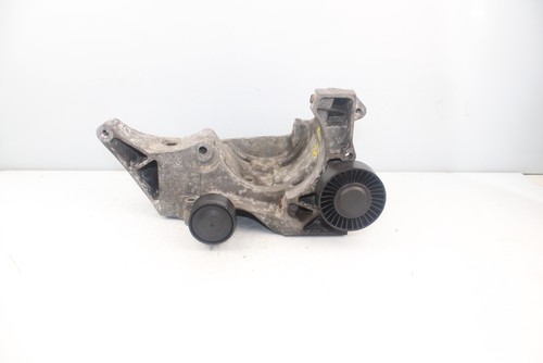 780263902 lichtmaschine generator halter SAAB SERIE 1 COUPE E82 2.0 1570402
