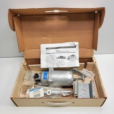 NEW - Johnson Controls D-3073-2 Damper Actuator 8-13psi - MISSING LARGE BRACKET