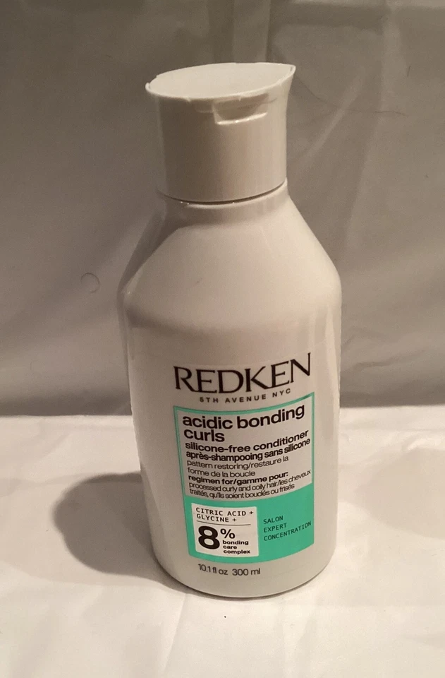 Redken Acidic Bonding Curls shampoo 10.1oz & Conditioner 10.1oz - Sulfate Free - Image 3 of 4