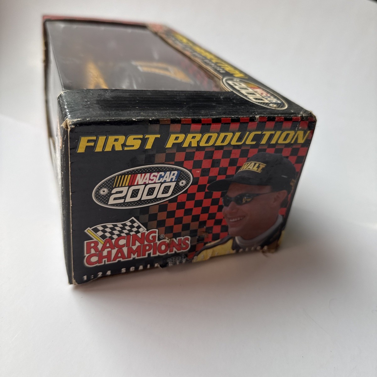 2000 Racing Champions 1st Prod. 1:24 DieCast Fabric Cover Matt