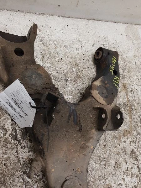 98-07 LEXUS LX470 4,7 L TRACCIÓN TRASERA EN EL LADO DEL PASAJERO BRAZO DE CONTROL INFERIOR DELANTERO  Foto 3 de 4