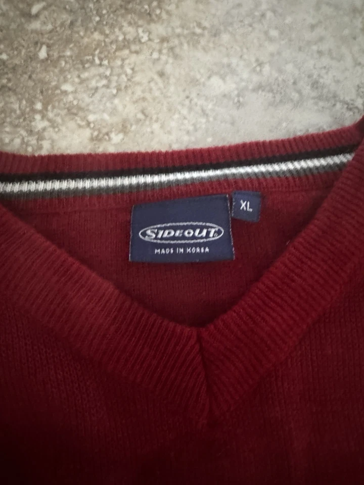 Suéter lateral vintage Y2K tira central etiquetado como XL rojo Foto 3 de 3