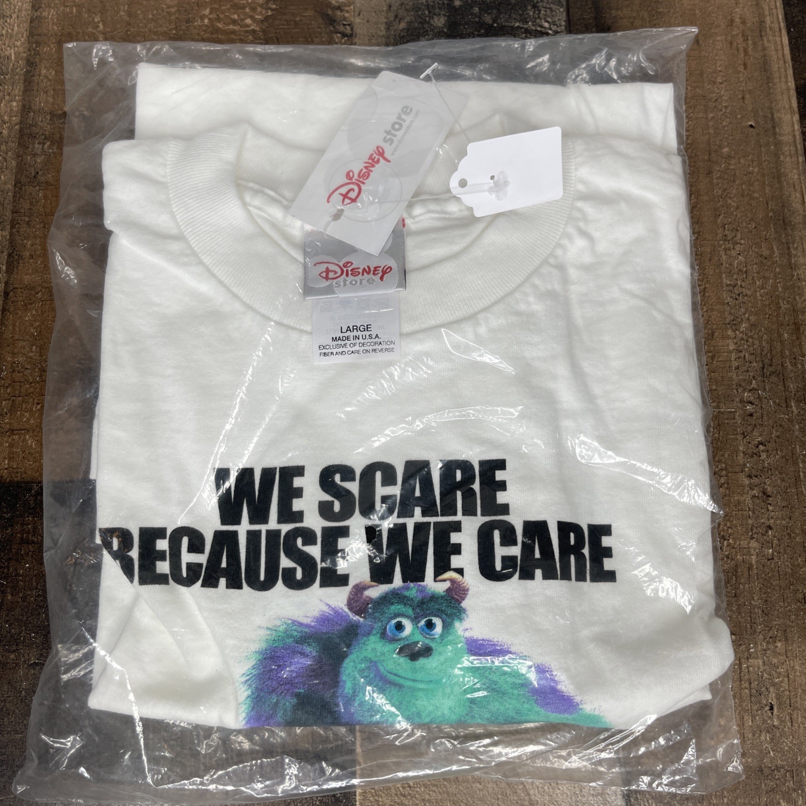 Vintage 2001 Disney Pixar Monsters Inc. White Movie Promo T-Shirt Size Large NEW