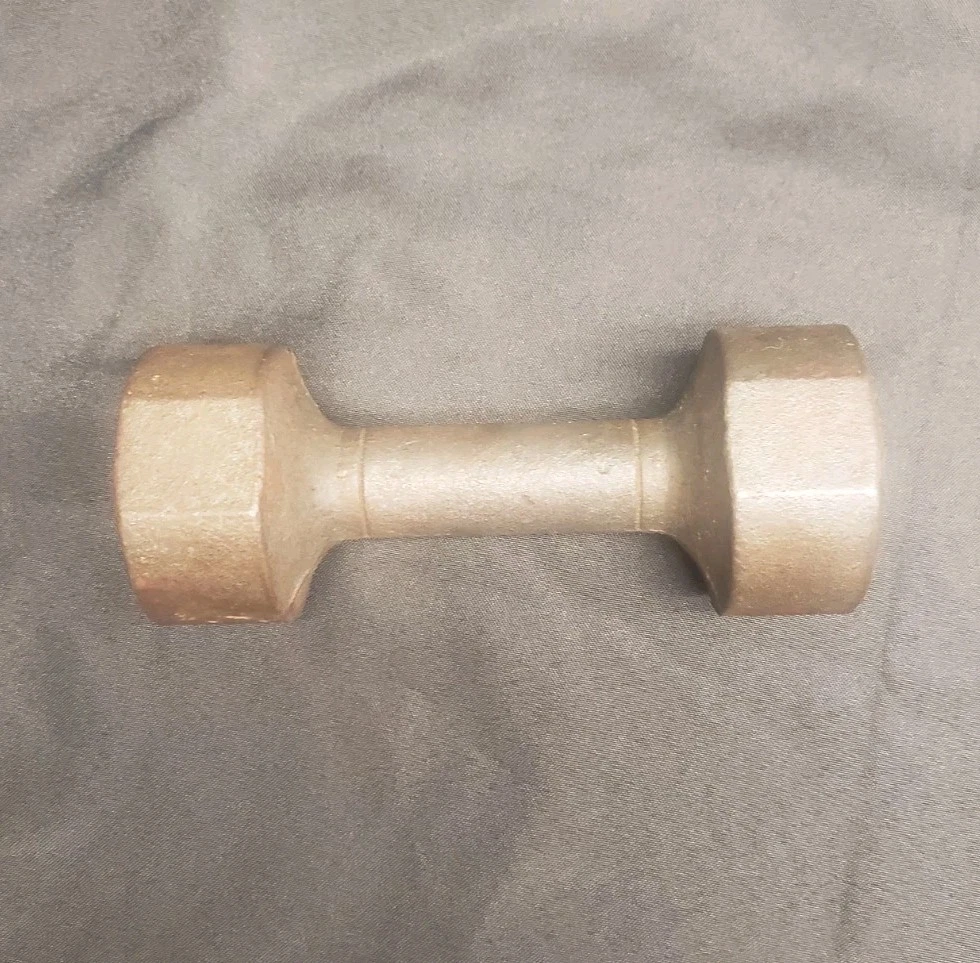 Vintage Unmarked Cast Iron Hand Dumbbell 7.25 Pounds 3.25 Kg Flattened Bun Head