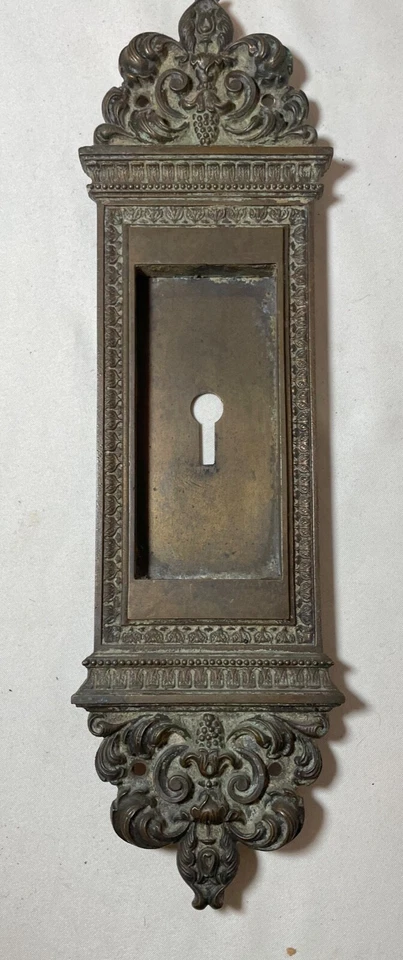 gran antiguo ornamentado 1800 bronce dorado llave escudo puerta herrajes placa montaje Foto 4 de 4