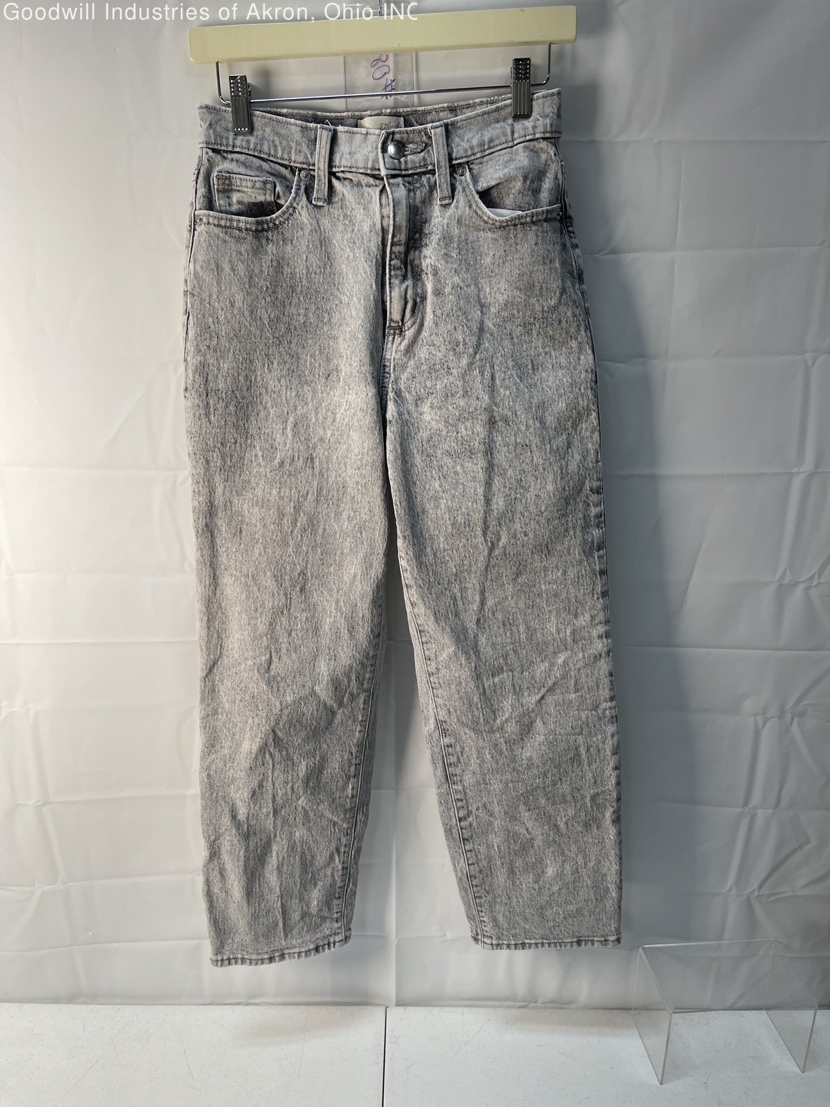 Gently Loved Universal Thread Stone Washed Women'… - image 1