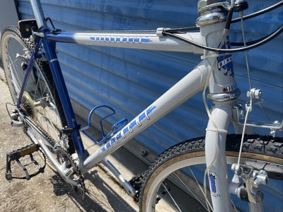 Bianchi BOARDWALK 700C クロスバイク 21段変速