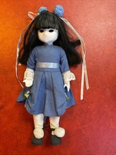 LITTLE APPLE DOLLS MIRARI GOTH HORROR Vinyl Puppe blaues Kleid 14 Zoll ohne Karton