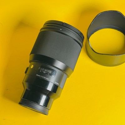 Sigma 85mm f/1.4 DG HSM Art Lens Sony E Mount Full Frame w/ Hood