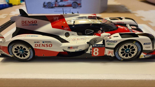 Rare Toyota TS050 HYBRID 1/18 DENSO SPARK Spark F/S - Picture 3 of 5