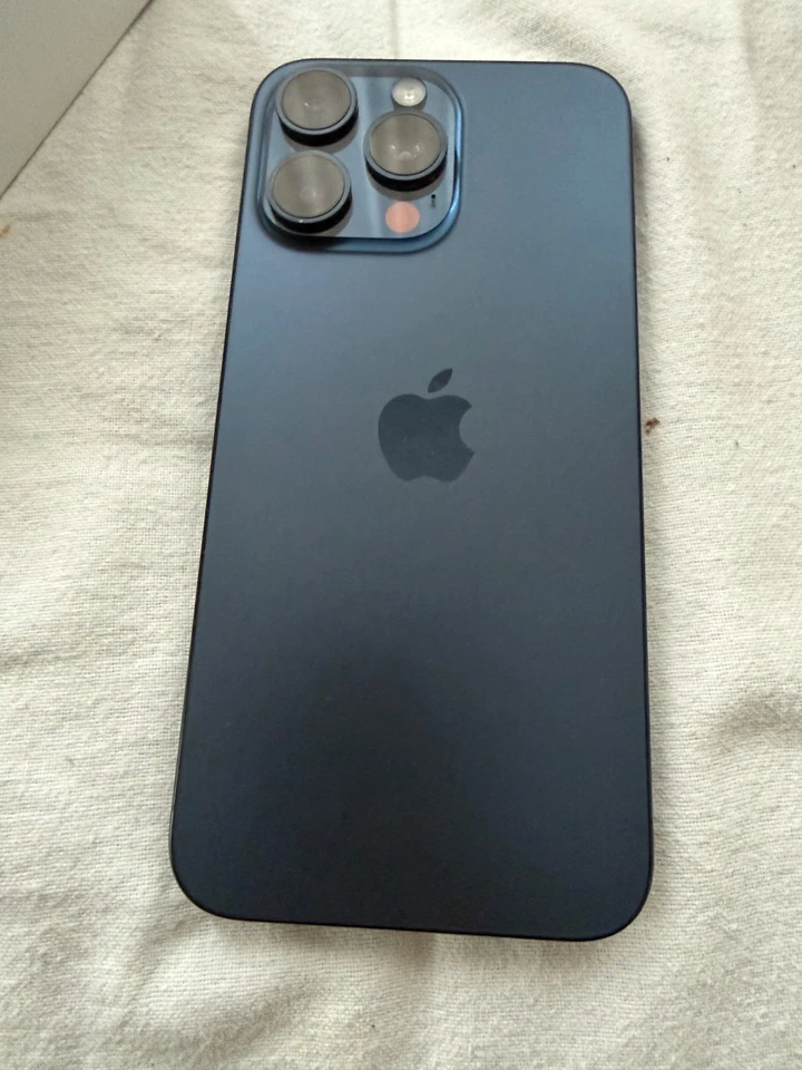 Apple iPhone 15 Pro Max 512GB Smart Phone Blue Titanium Unlocked - Image 2 of 4