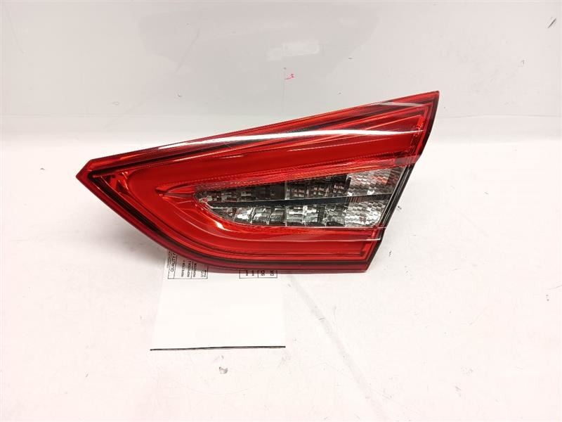 14-18 Maserati Quattroporte M156 Right Taillight Tail Light Lamp Inner 670009228