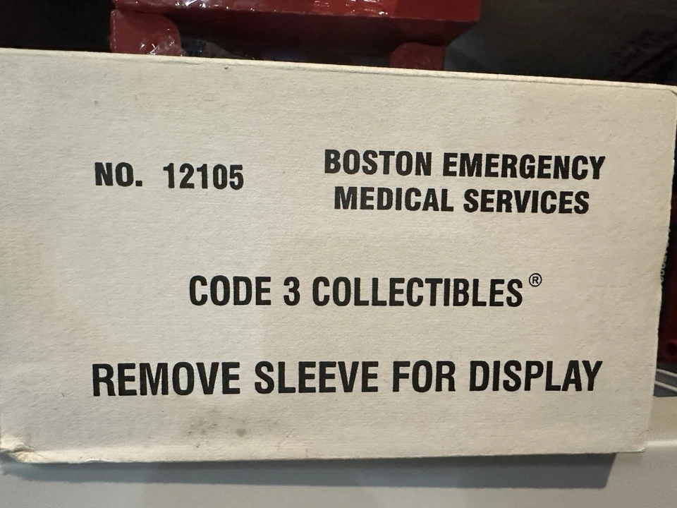 CODE 3 BOSTON EMS AMBULANCE SCALE 1/64 ***NEW IN DOME*** - Image 3 of 3
