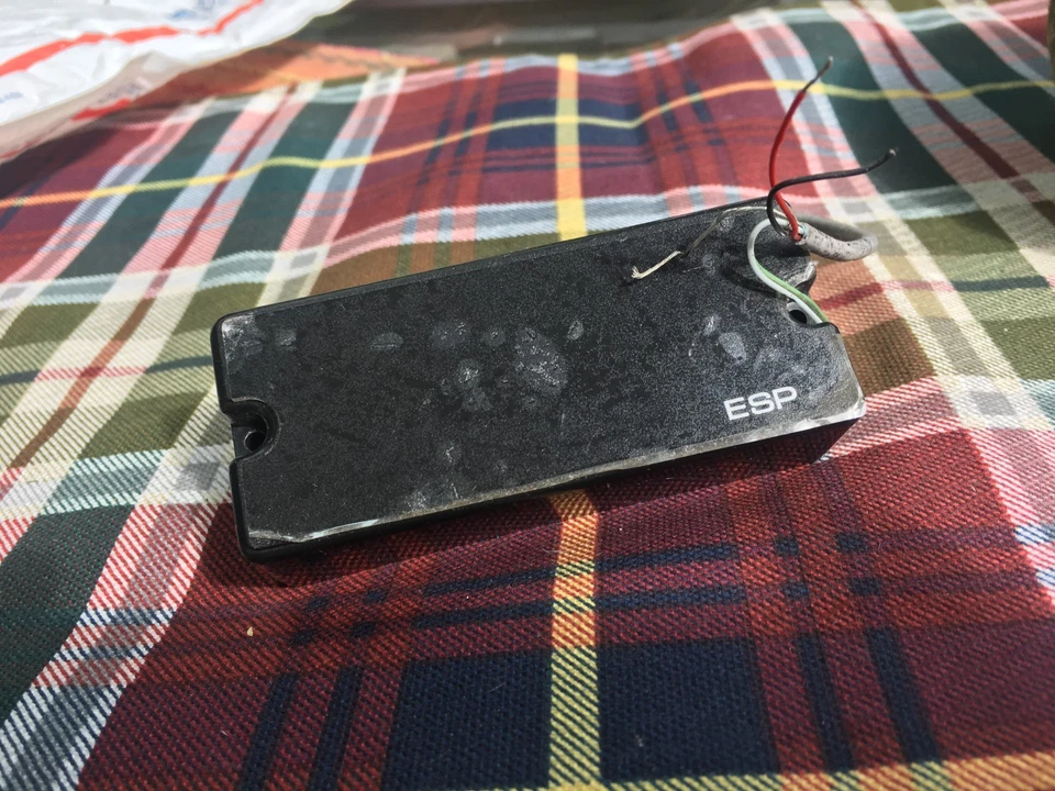 Pastilla de cuello de guitarra eléctrica ESP negra de 7 cuerdas ~ Horizon, 10,3 k Foto 3 de 4